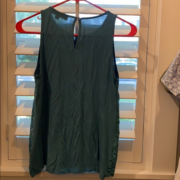 Sleeveless top - Picture 3 of 4